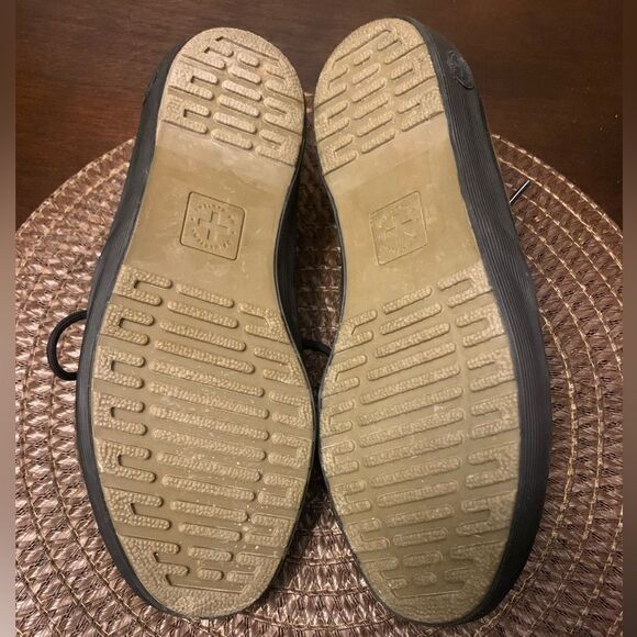 Dr Martens Jacy Cherry Red Canvas 4 Eyelid Women's 21967600 Size 7 EUC - Picture 9 of 9